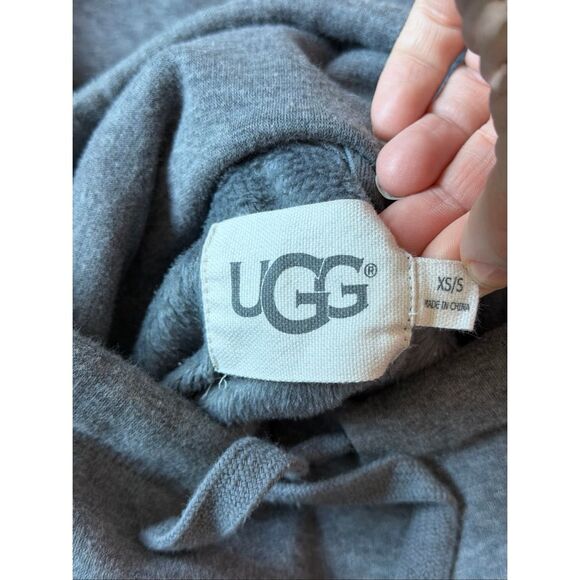 UGG Poncho Cape Pichot Fleece Lined  Gray size XS Small - Picture 3 of 8